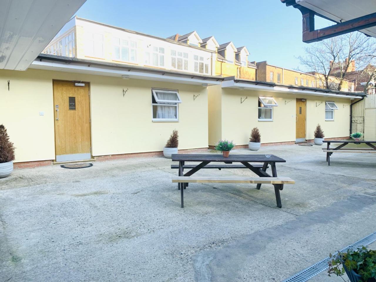 Britannia Inn Hotel Ilford Zewnętrze zdjęcie